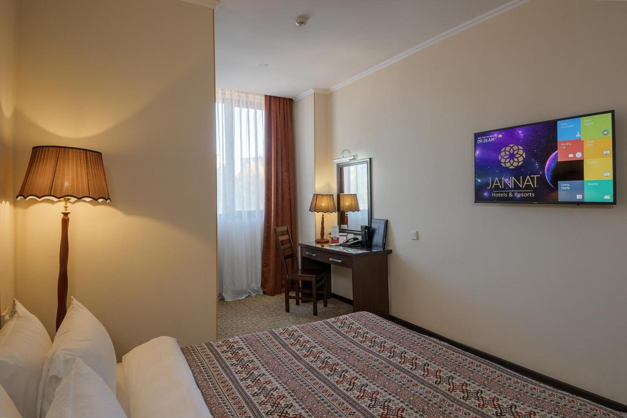 Jannat Regency Hotell Bisjkek Eksteriør bilde