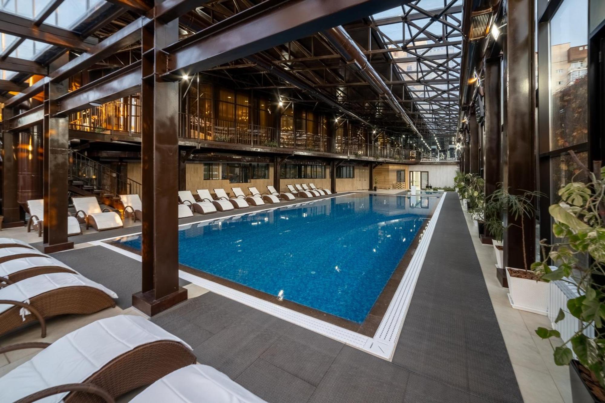 Jannat Regency Hotell Bisjkek Eksteriør bilde