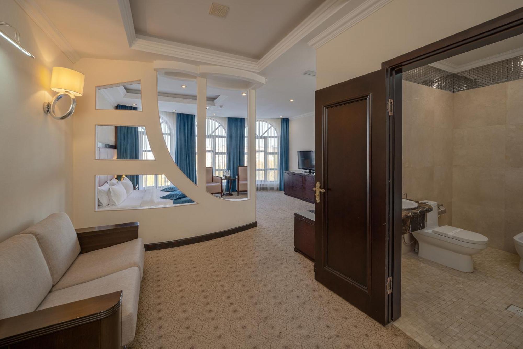 Jannat Regency Hotell Bisjkek Rom bilde